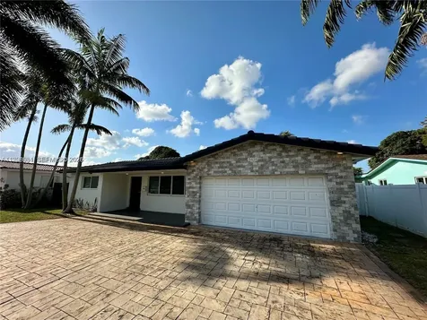 5424 Garfield Street Hollywood FL 33021