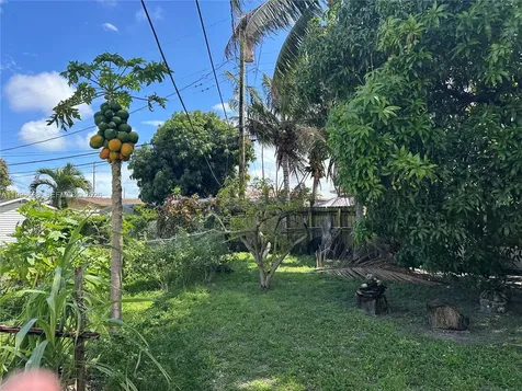 900 NW 75th Street Miami FL 33150