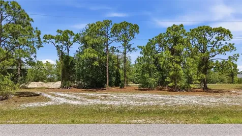 2817 NW 27th Street Cape Coral FL 33993
