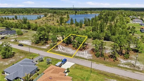 2817 NW 27th Street Cape Coral FL 33993