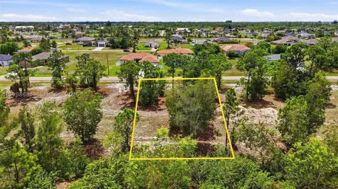 2817 NW 27th Street Cape Coral FL 33993