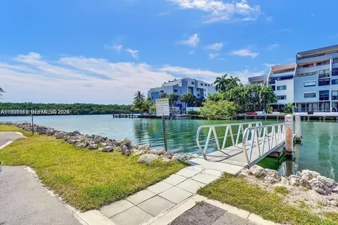 400 Kings Point Drive Sunny Isles Beach FL 33160