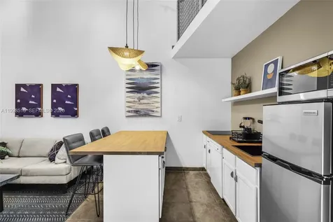 3225 SW 58th Avenue Miami FL 33155