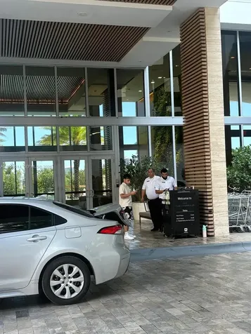 16385 Biscayne Boulevard North Miami Beach FL 33160