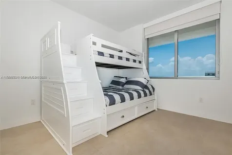 16385 Biscayne Boulevard North Miami Beach FL 33160