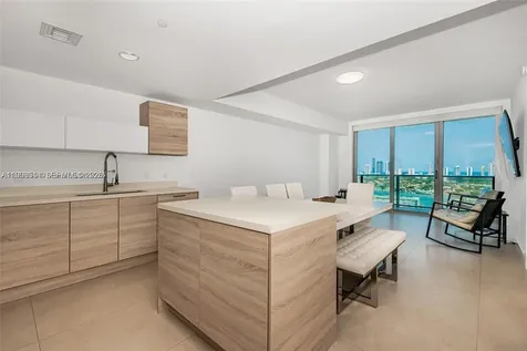 16385 Biscayne Boulevard North Miami Beach FL 33160