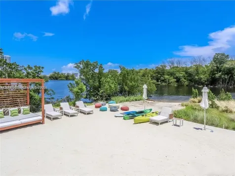 16385 Biscayne Boulevard North Miami Beach FL 33160