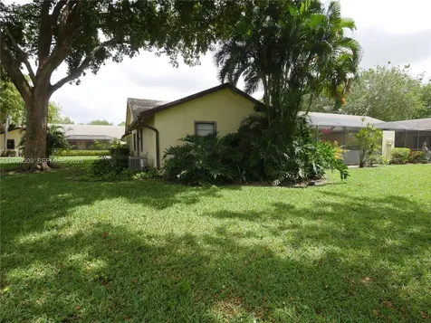 23359 Barlake Drive Boca Raton FL 33433