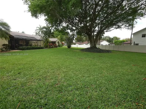 23359 Barlake Drive Boca Raton FL 33433