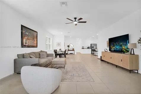 1368 Haywagon Trail Loxahatchee FL 33470