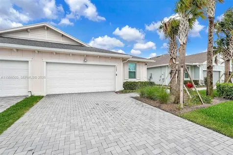 1368 Haywagon Trail Loxahatchee FL 33470