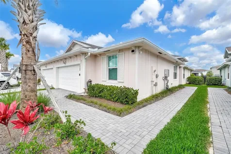 1368 Haywagon Trail Loxahatchee FL 33470