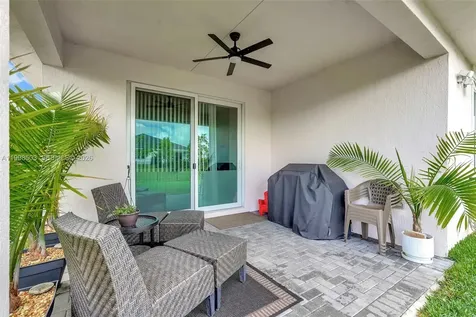 1368 Haywagon Trail Loxahatchee FL 33470