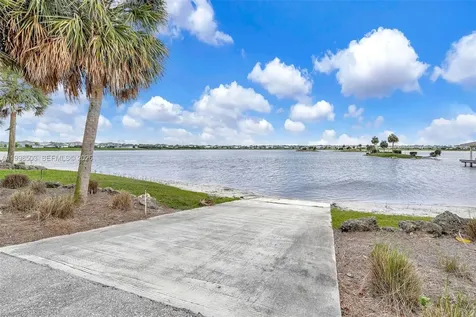 1368 Haywagon Trail Loxahatchee FL 33470