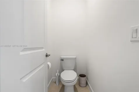 4917 Oakmont Drive Dania Beach FL 33312