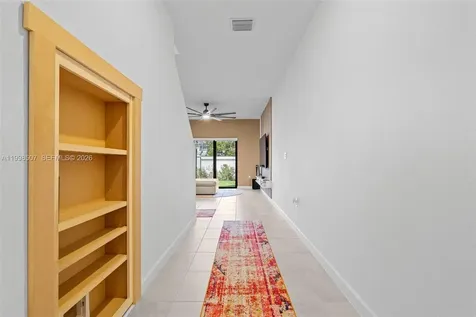 4917 Oakmont Drive Dania Beach FL 33312