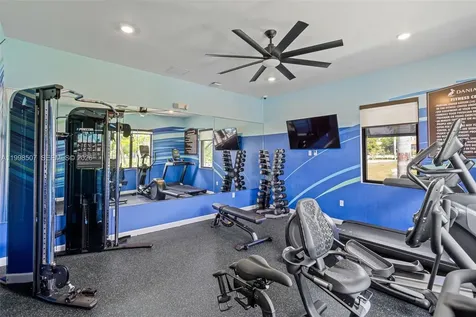 4917 Oakmont Drive Dania Beach FL 33312
