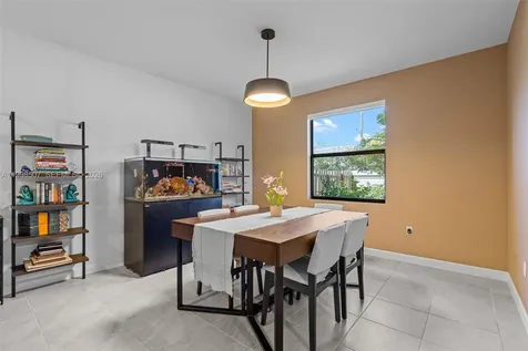 4917 Oakmont Drive Dania Beach FL 33312