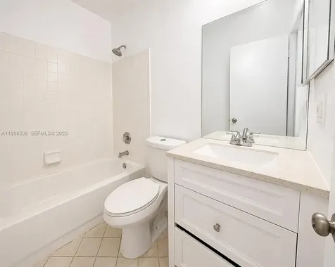 4295 NW 114th Terrace Coral Springs FL 33065