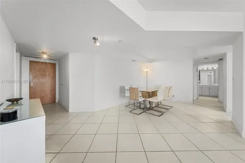 3598 Yacht Club Drive Aventura FL 33180