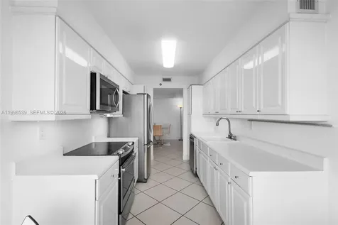 3598 Yacht Club Drive Aventura FL 33180
