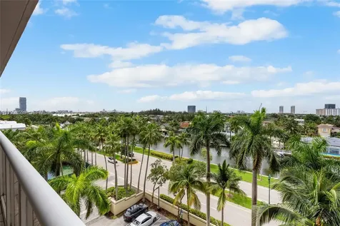 3598 Yacht Club Drive Aventura FL 33180