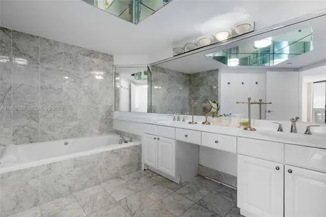 3598 Yacht Club Drive Aventura FL 33180