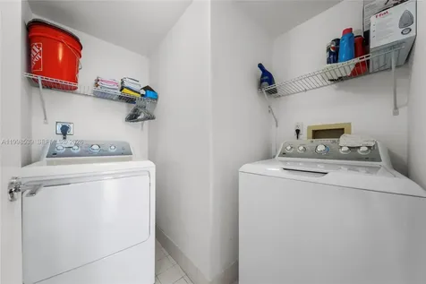 3598 Yacht Club Drive Aventura FL 33180