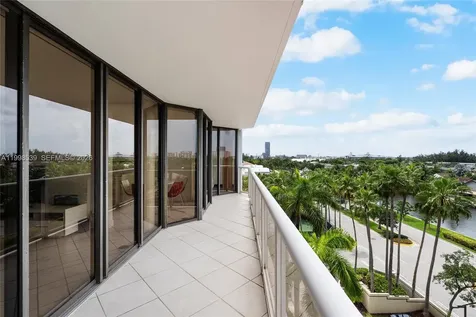 3598 Yacht Club Drive Aventura FL 33180