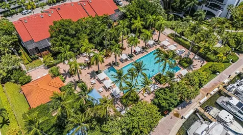 3598 Yacht Club Drive Aventura FL 33180