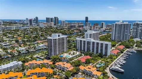 3598 Yacht Club Drive Aventura FL 33180