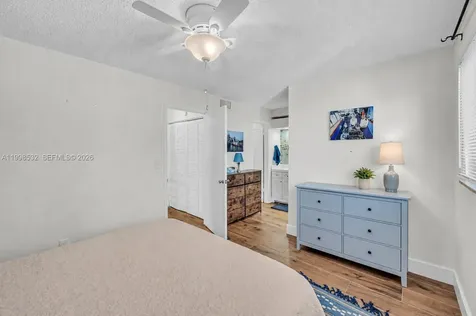 7018 SW 53rd Lane Miami FL 33155