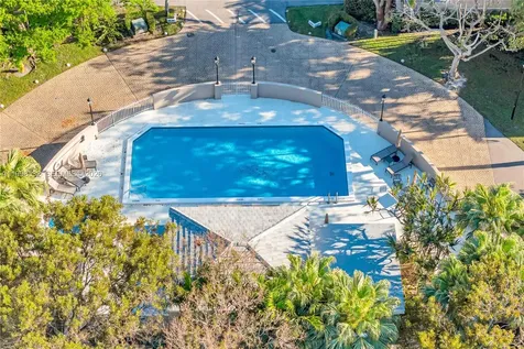 7018 SW 53rd Lane Miami FL 33155