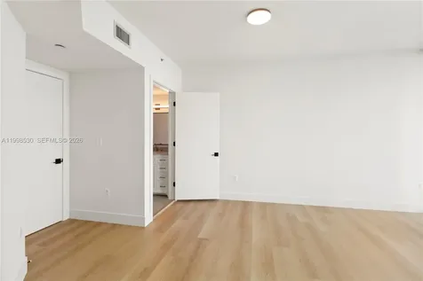 350 S Miami Avenue Miami FL 33130