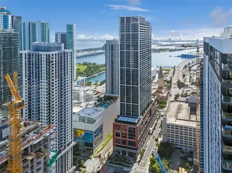 159 NE 6th Street Miami FL 33132