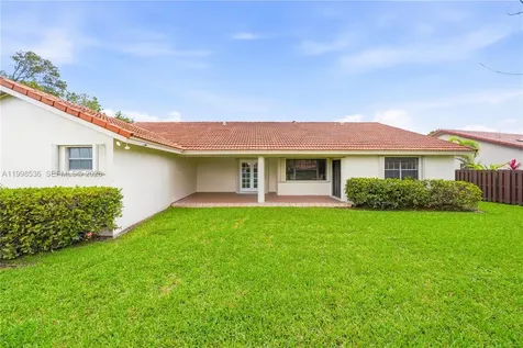 4540 SW 151st Place Miami FL 33185
