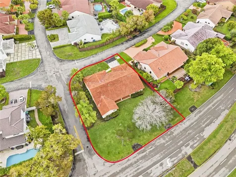 4540 SW 151st Place Miami FL 33185