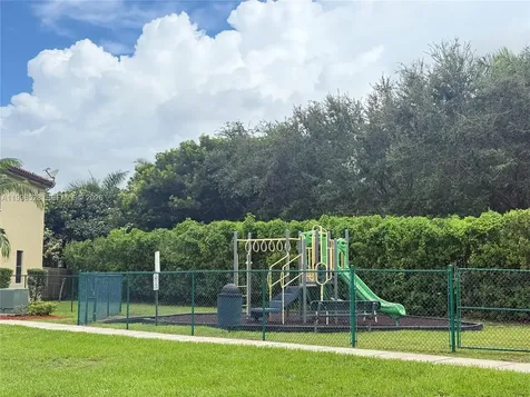 3211 SE 7th Street Homestead FL 33033
