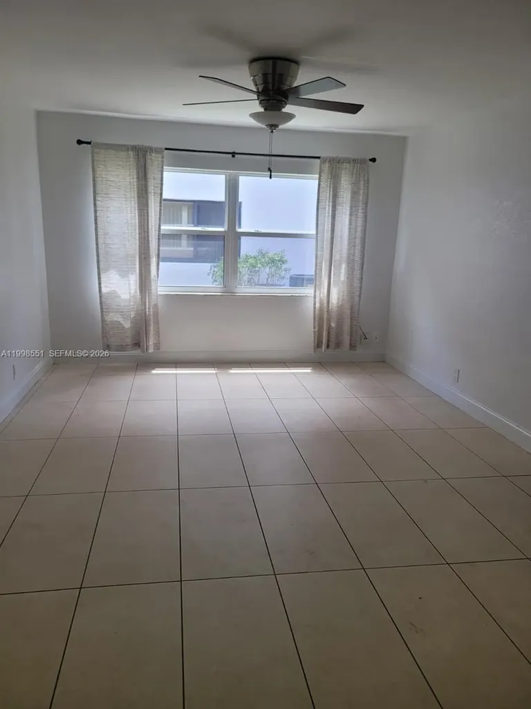 241 SE 9th Avenue Pompano Beach FL 33060