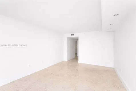 555 NE 15th Street Miami FL 33132
