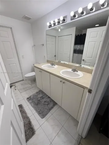 119 SW 6th Avenue Miami FL 33130