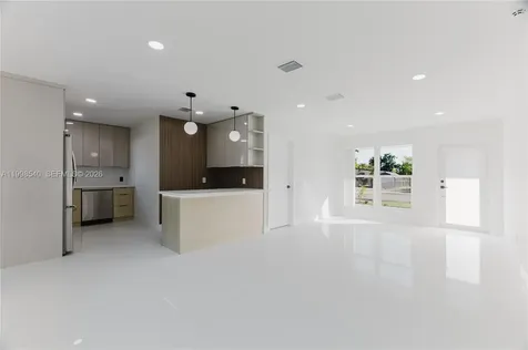 3110 SW 34th Avenue West Park FL 33023