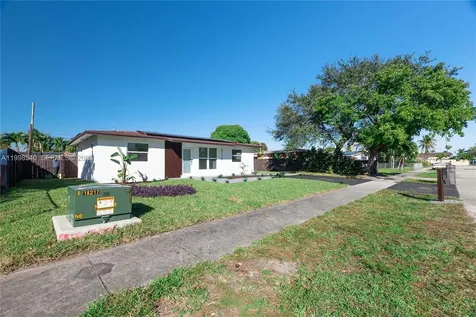 3110 SW 34th Avenue West Park FL 33023