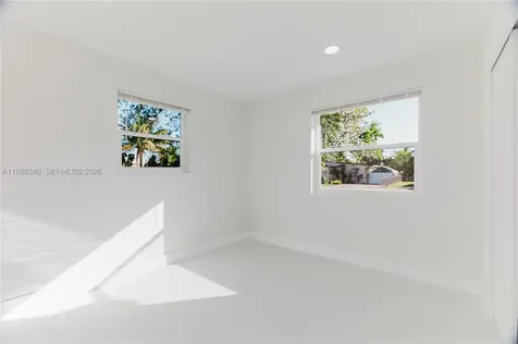 3110 SW 34th Avenue West Park FL 33023
