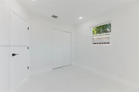 3110 SW 34th Avenue West Park FL 33023