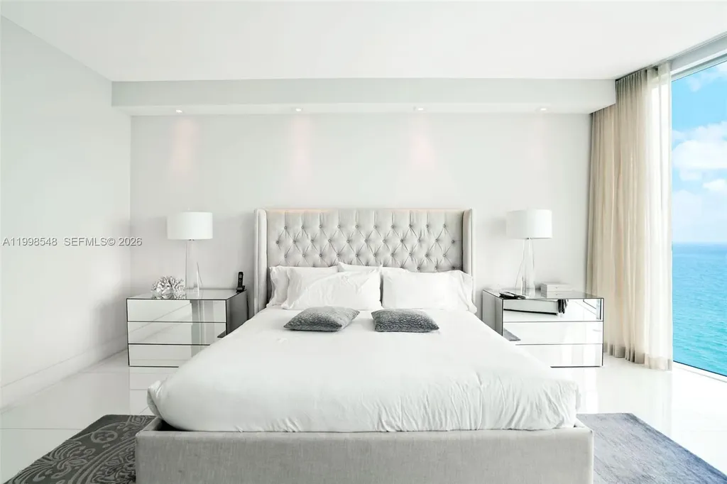 2711 S Ocean Drive Hollywood FL 33019