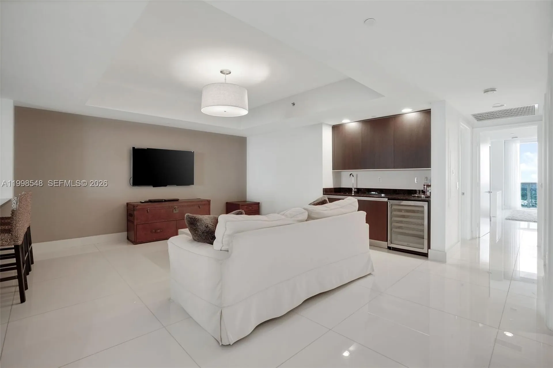 2711 S Ocean Drive Hollywood FL 33019