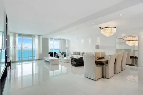 2711 S Ocean Drive Hollywood FL 33019