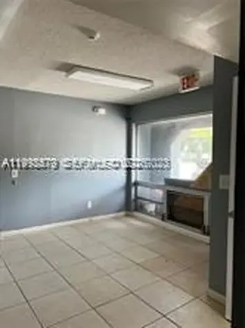 400 NE 44th Street Oakland Park FL 33334