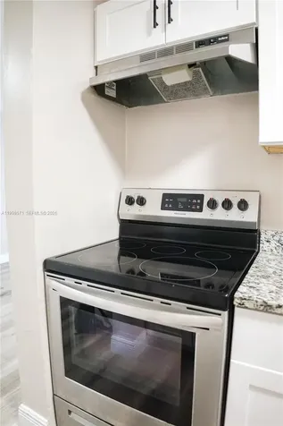 4280 Woodside Drive Coral Springs FL 33065